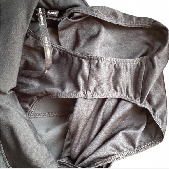 Nike Dark Gray and Black Athletic Shorts Lightweight Breathable Design - Picture 6 of 7